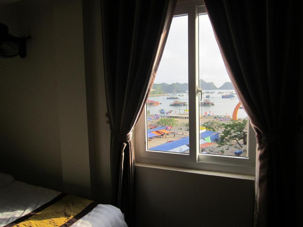 Hoang Gia Minh Hotel Cat Ba Island Room photo